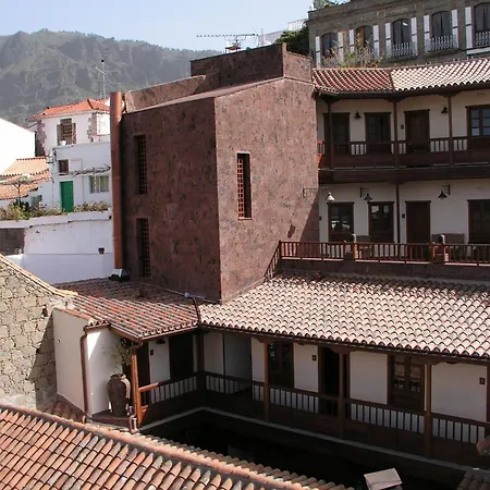 Fonda De La Tea Tejeda (Gran Canaria)