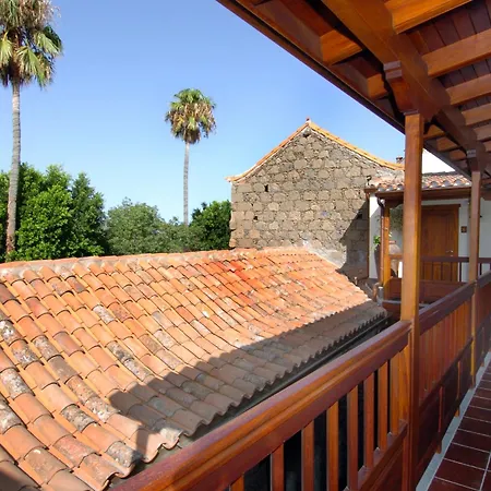 Fonda De La Tea Tejeda (Gran Canaria)