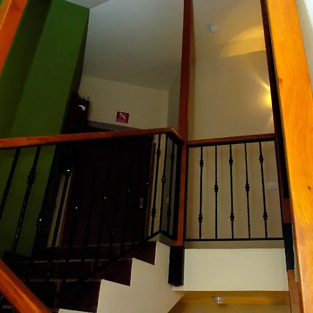Fonda De La Tea 3*