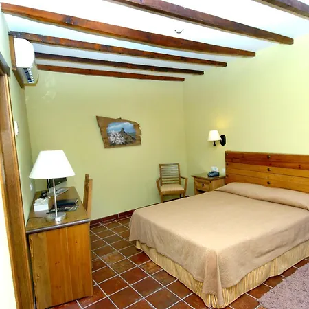 فندق Fonda De La Tea