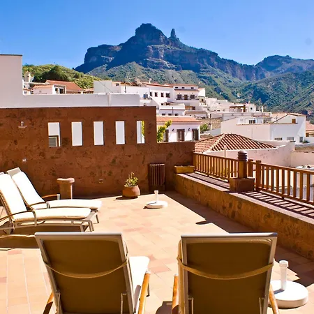 Fonda De La Tea Tejeda (Gran Canaria)