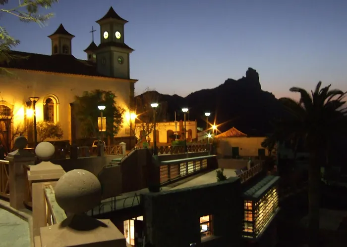 Fonda De La Tea Tejeda (Gran Canaria)